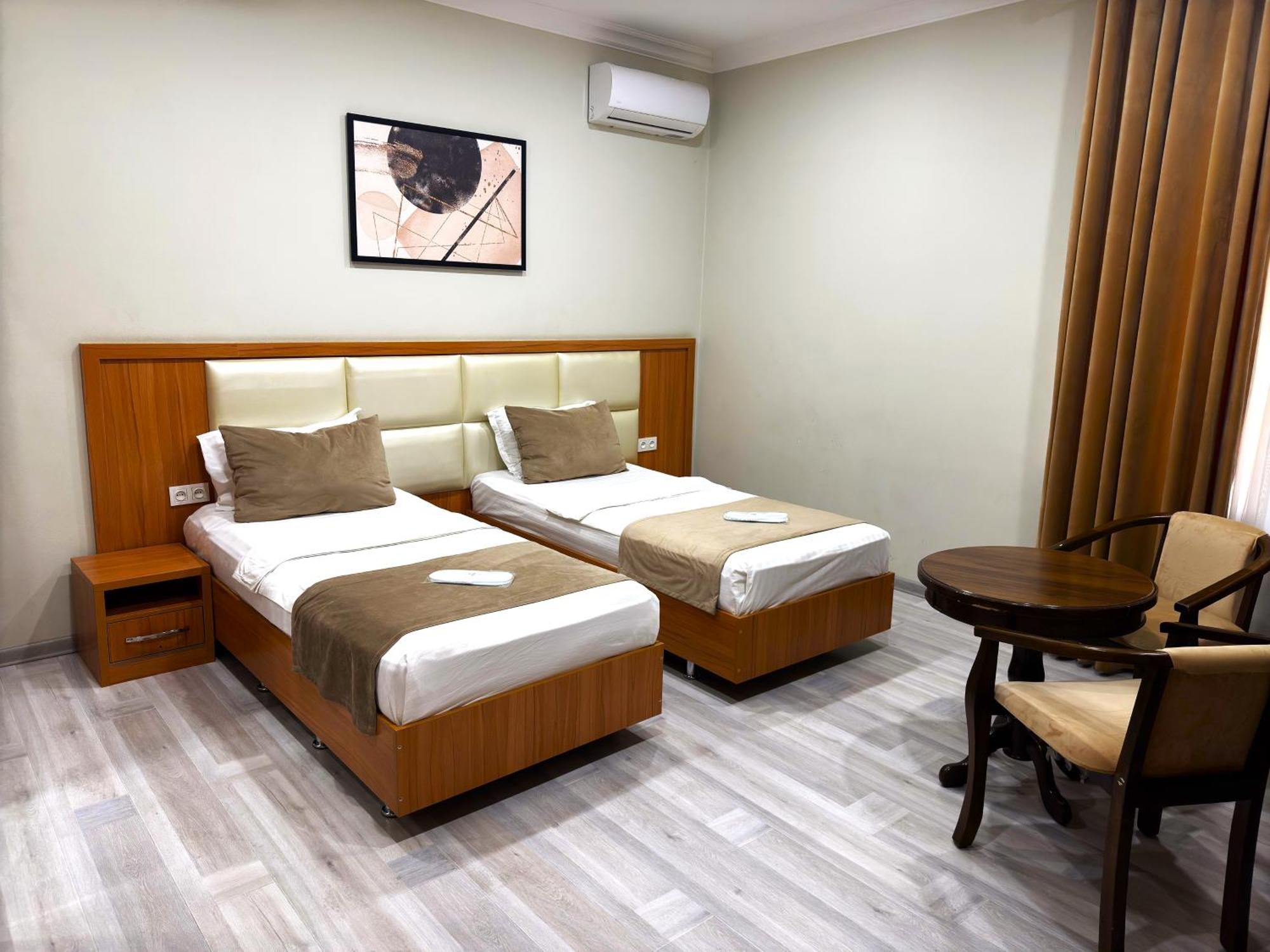 The Moon Tashkent Hotel Exterior photo