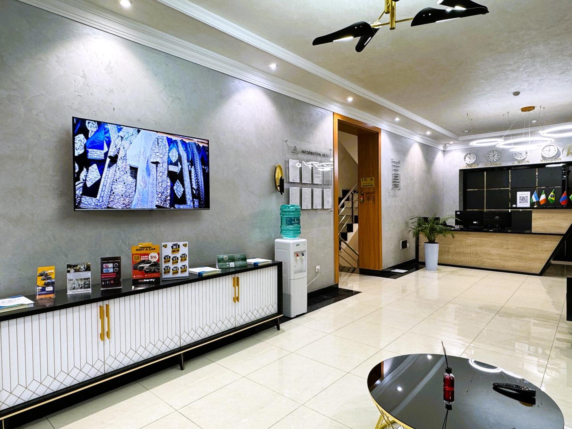 The Moon Tashkent Hotel Exterior photo